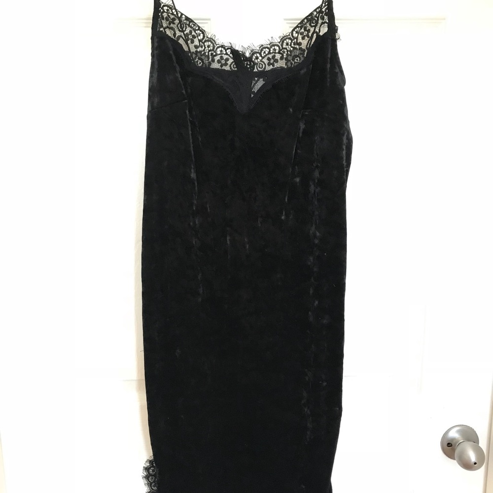 Lace cami velvet dress